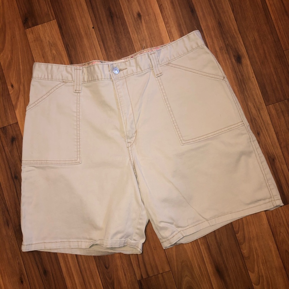 Levi’s Relaxed 550 Bermuda khaki denim shorts